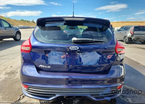 2016 Ford Focus St from USA, damaged, VIN 1FADP3L94GL394917